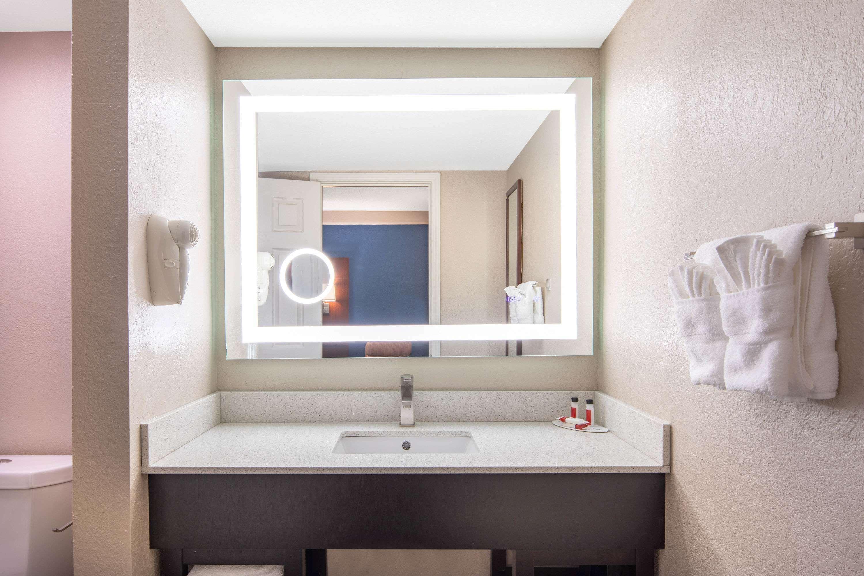 Budget Inn & Suite Atlanta Marietta Stadium Eksteriør bilde